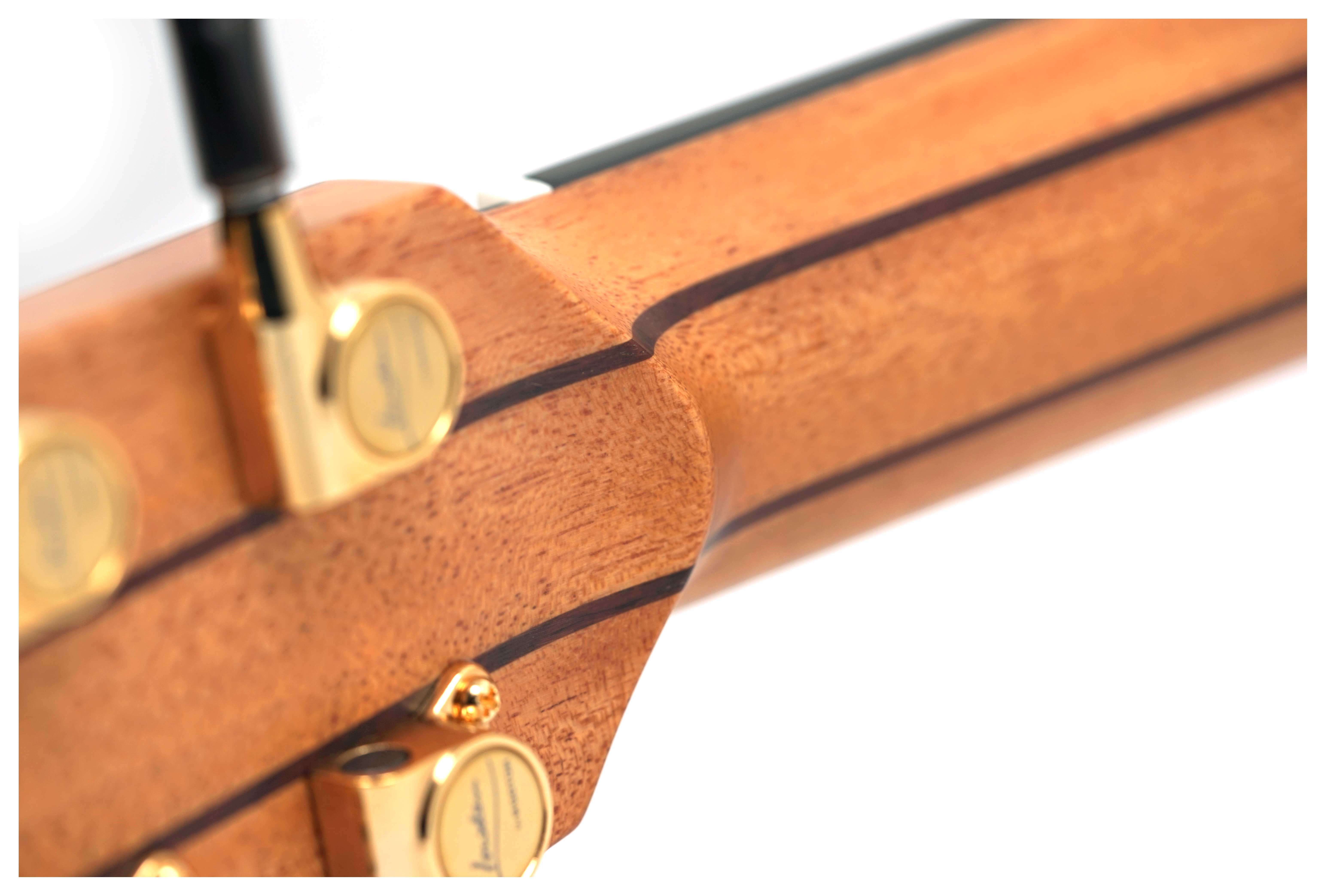 Lowden O22 Mahogany/Red Cedar #29338