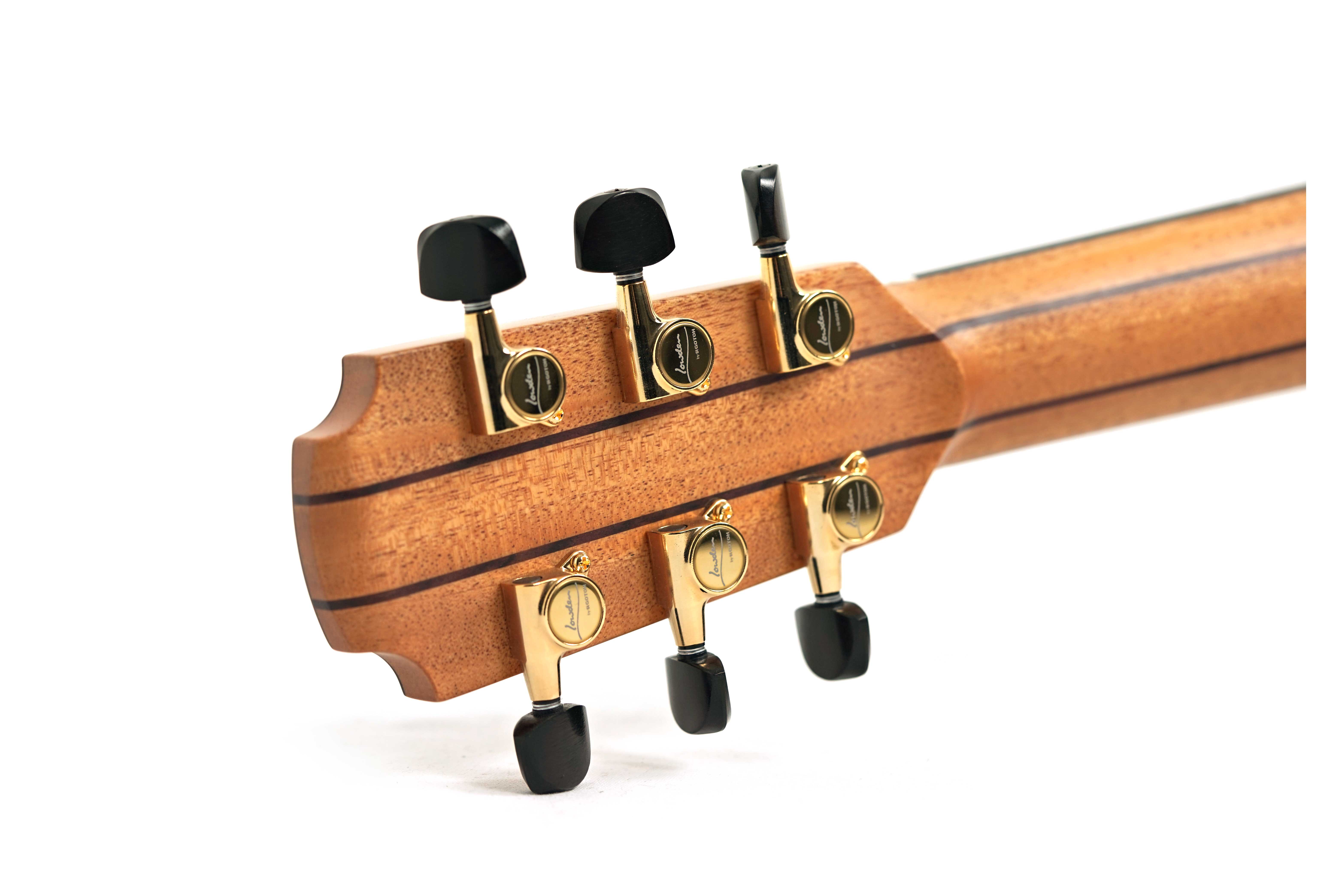 Lowden O22 Mahogany/Red Cedar #29338