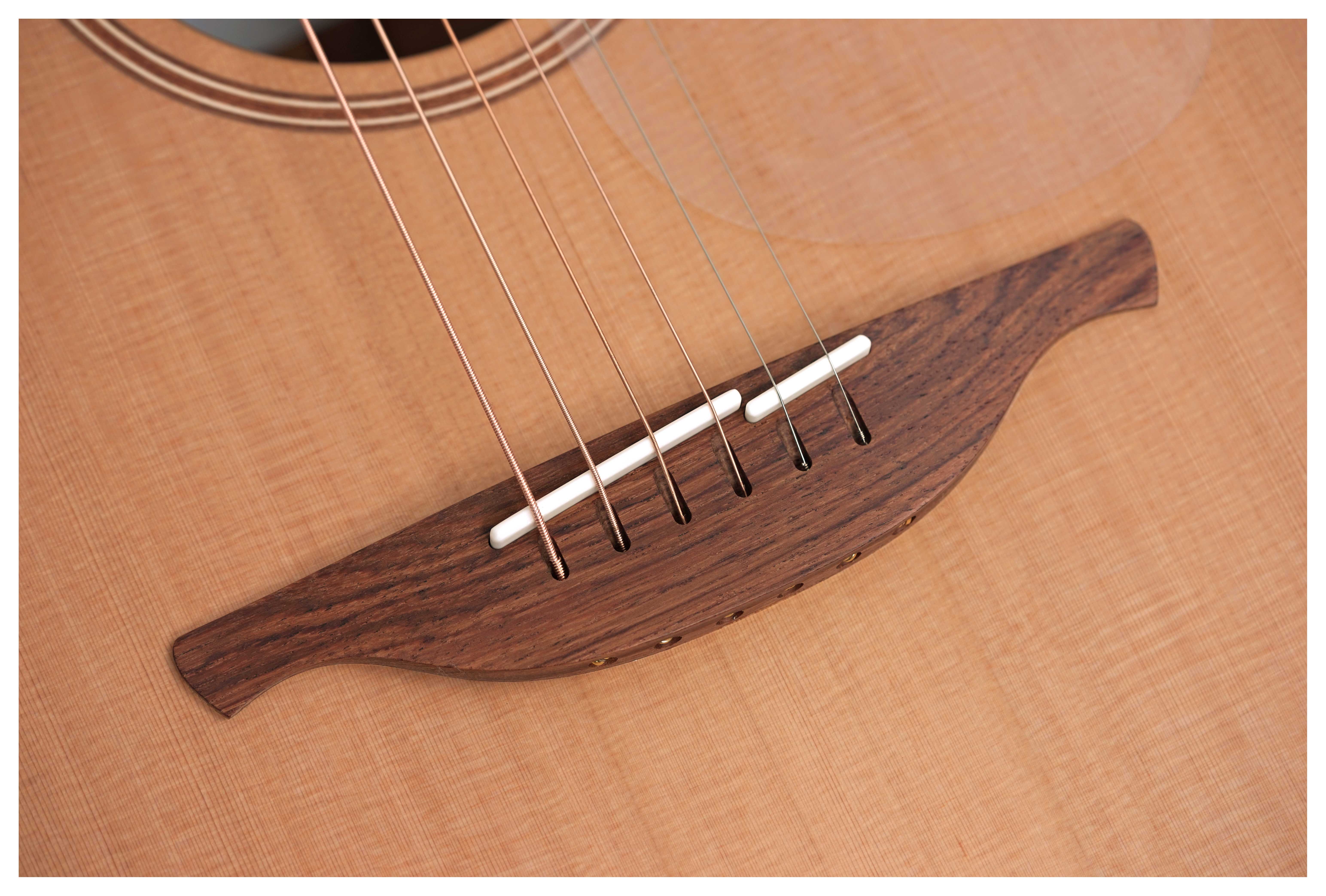 Lowden O22 Mahogany/Red Cedar #29338