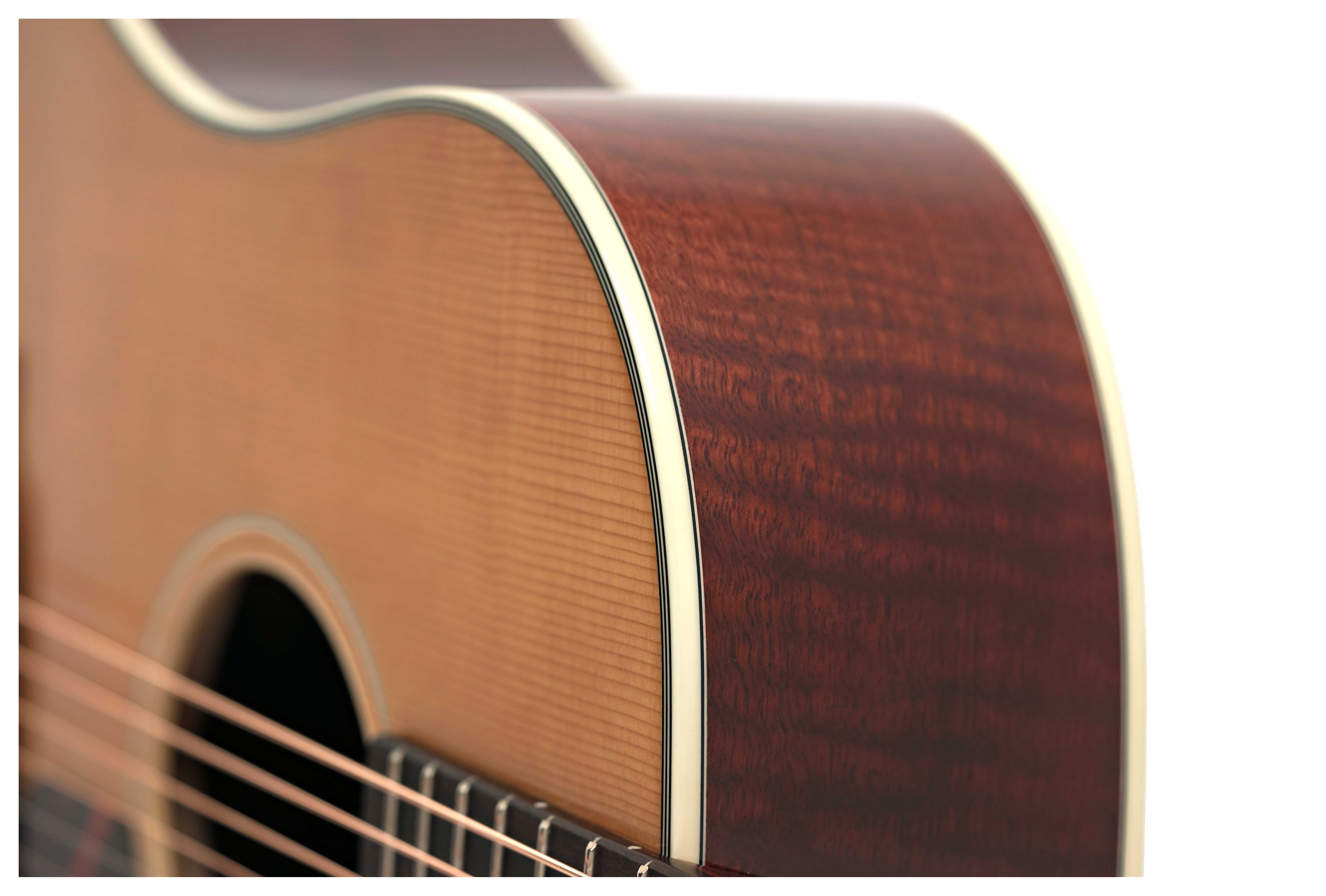 Eastman E6SS-TC Sloped Shoulder Dreadnought (Ex-Demo) #M2300044