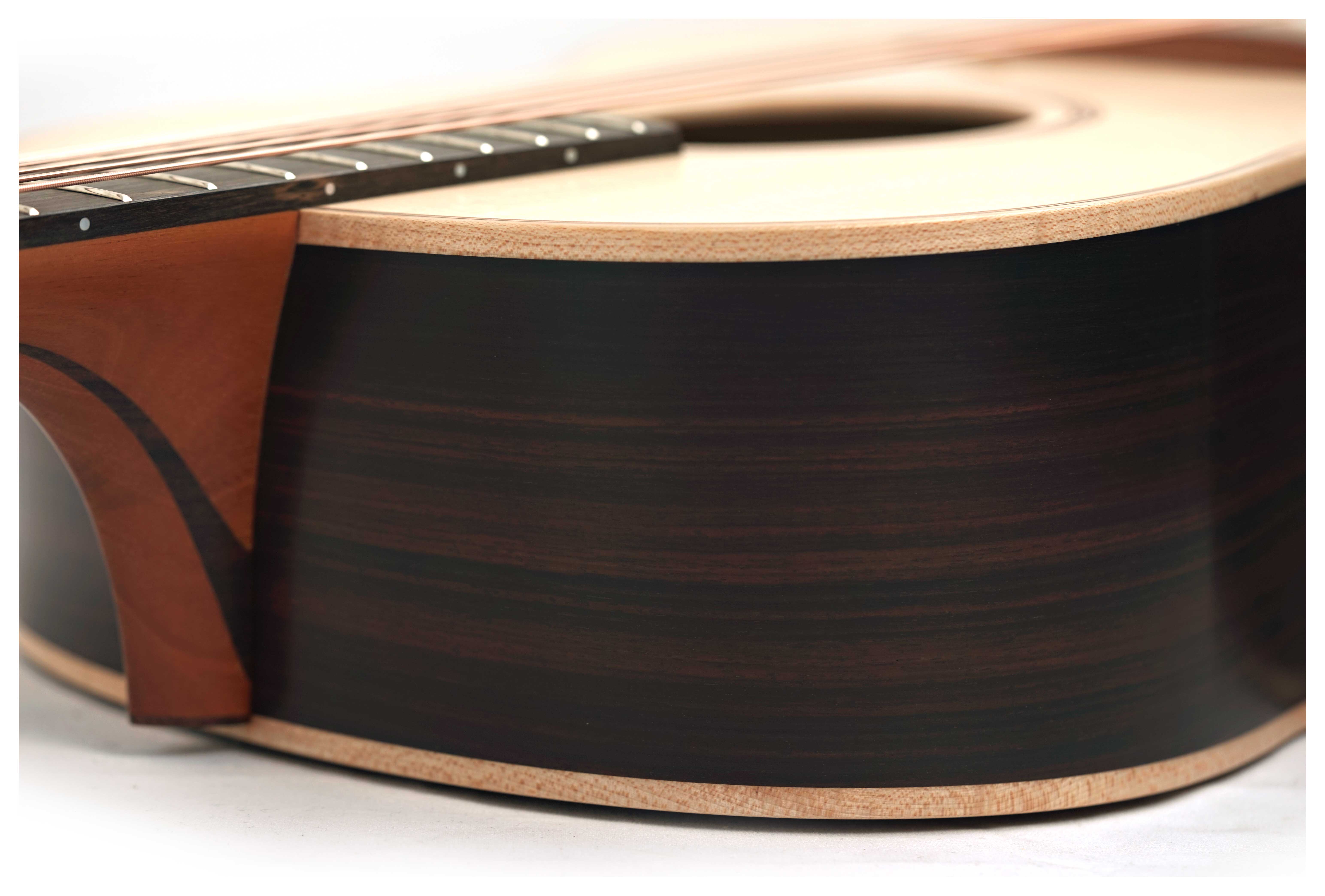 Lowden F-32 Sitka Spruce / Indian Rosewood
