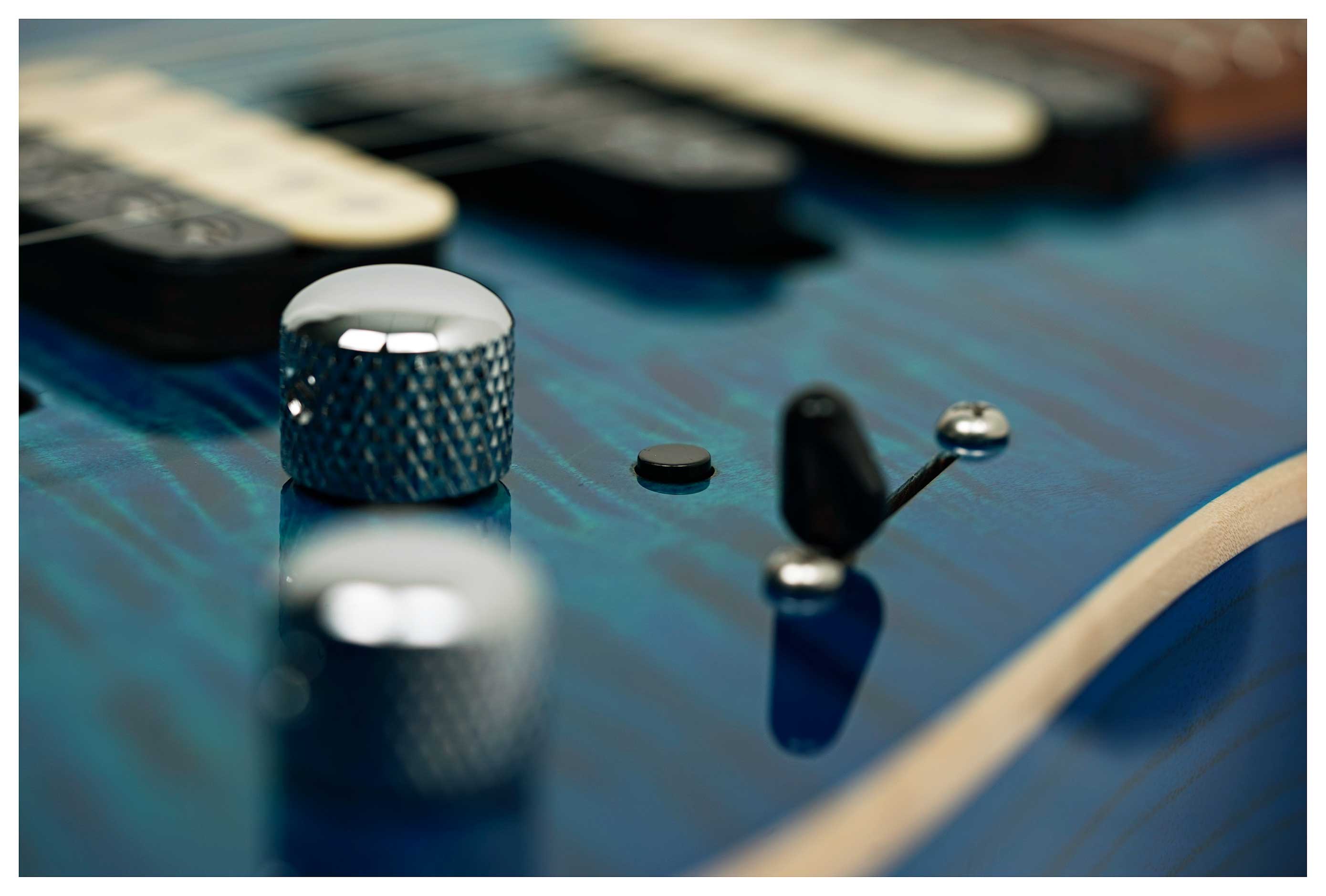 Suhr Modern Angel Quilt Maple Aqua Blue Burst HSH #87862