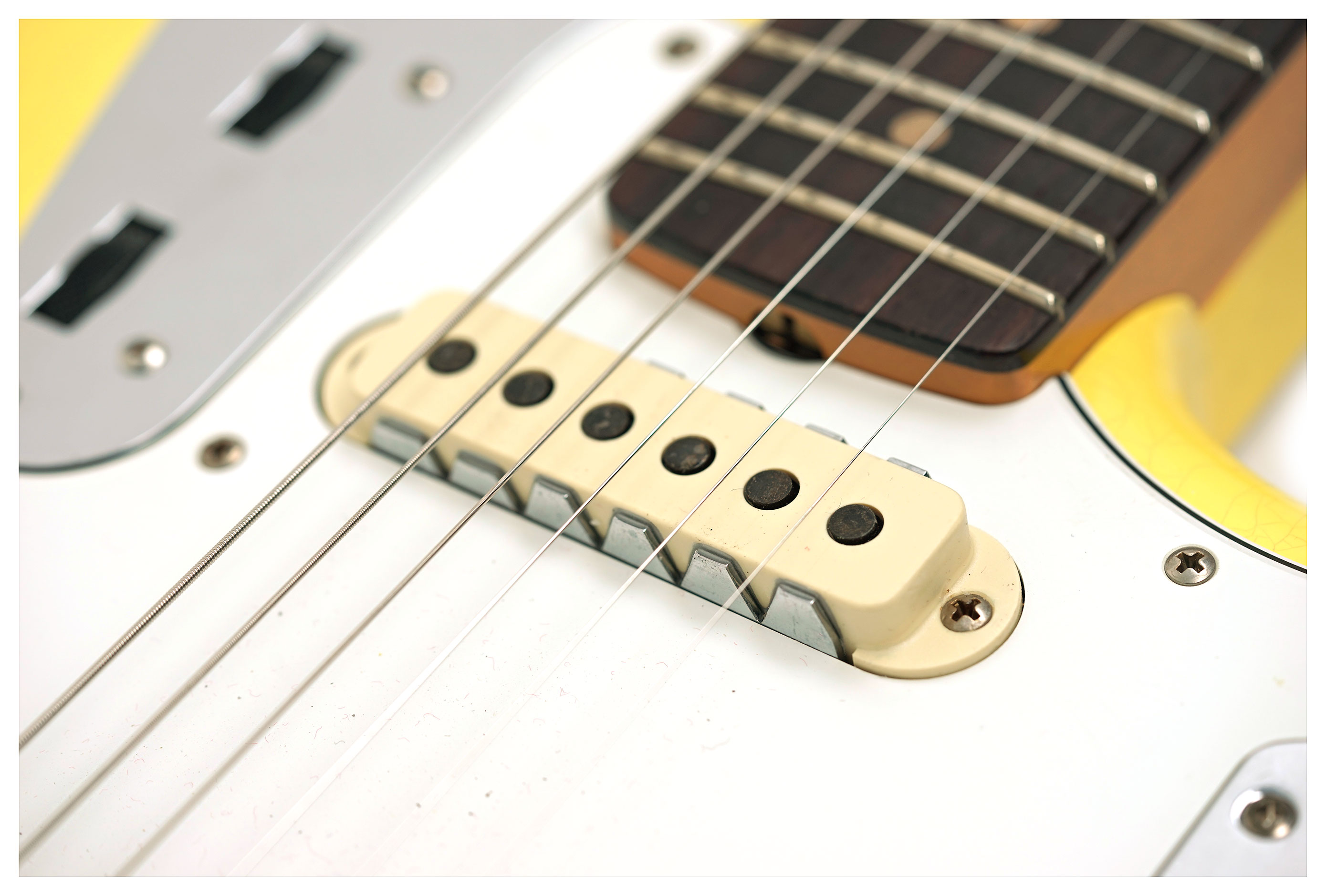 Fender Custom Shop 1964 Jaguar Journeyman Relic Graffiti Yellow Rosewood Fingerboard #CZ591985