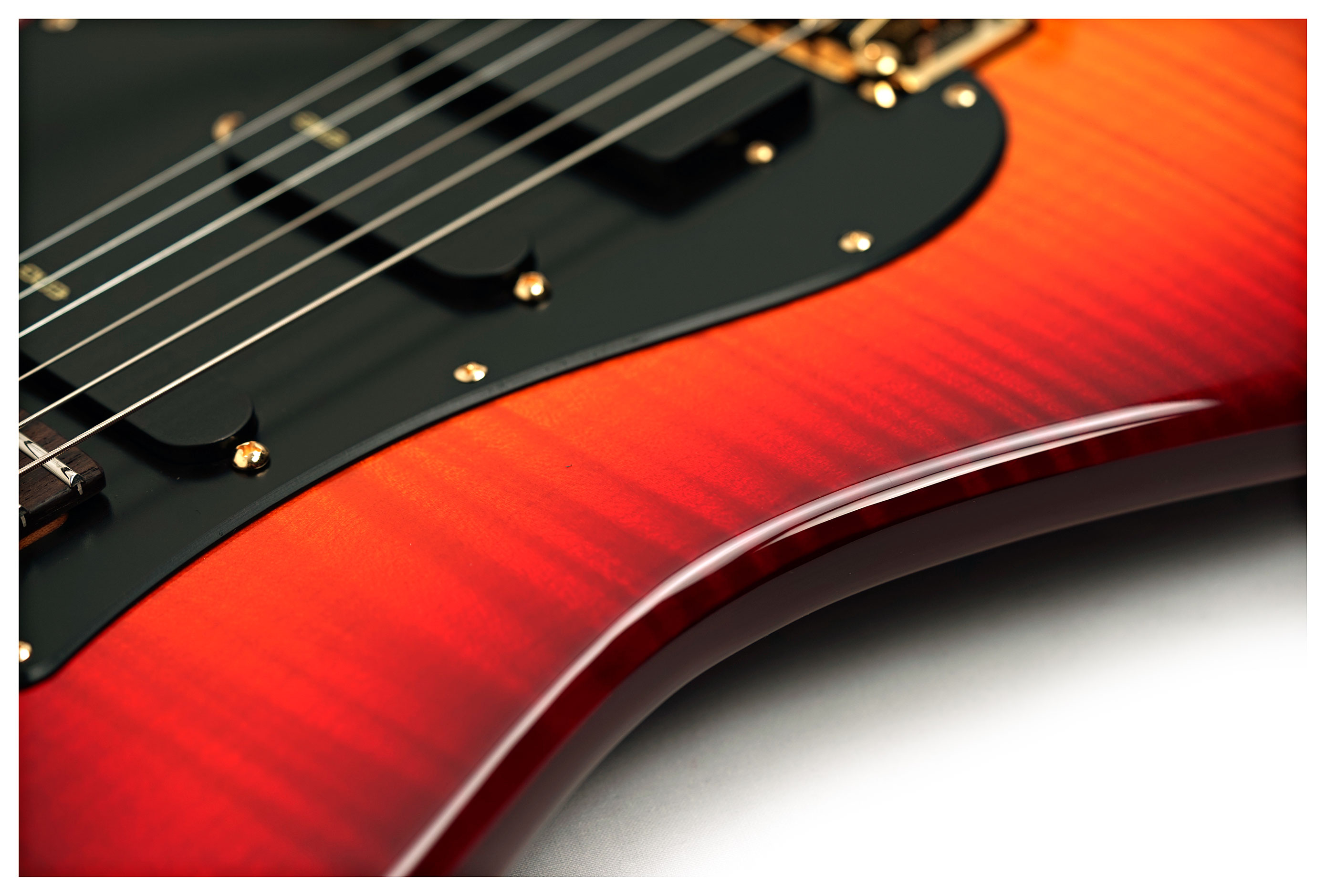Suhr Classic S Studio Limited Edition Cherry Burst #94050