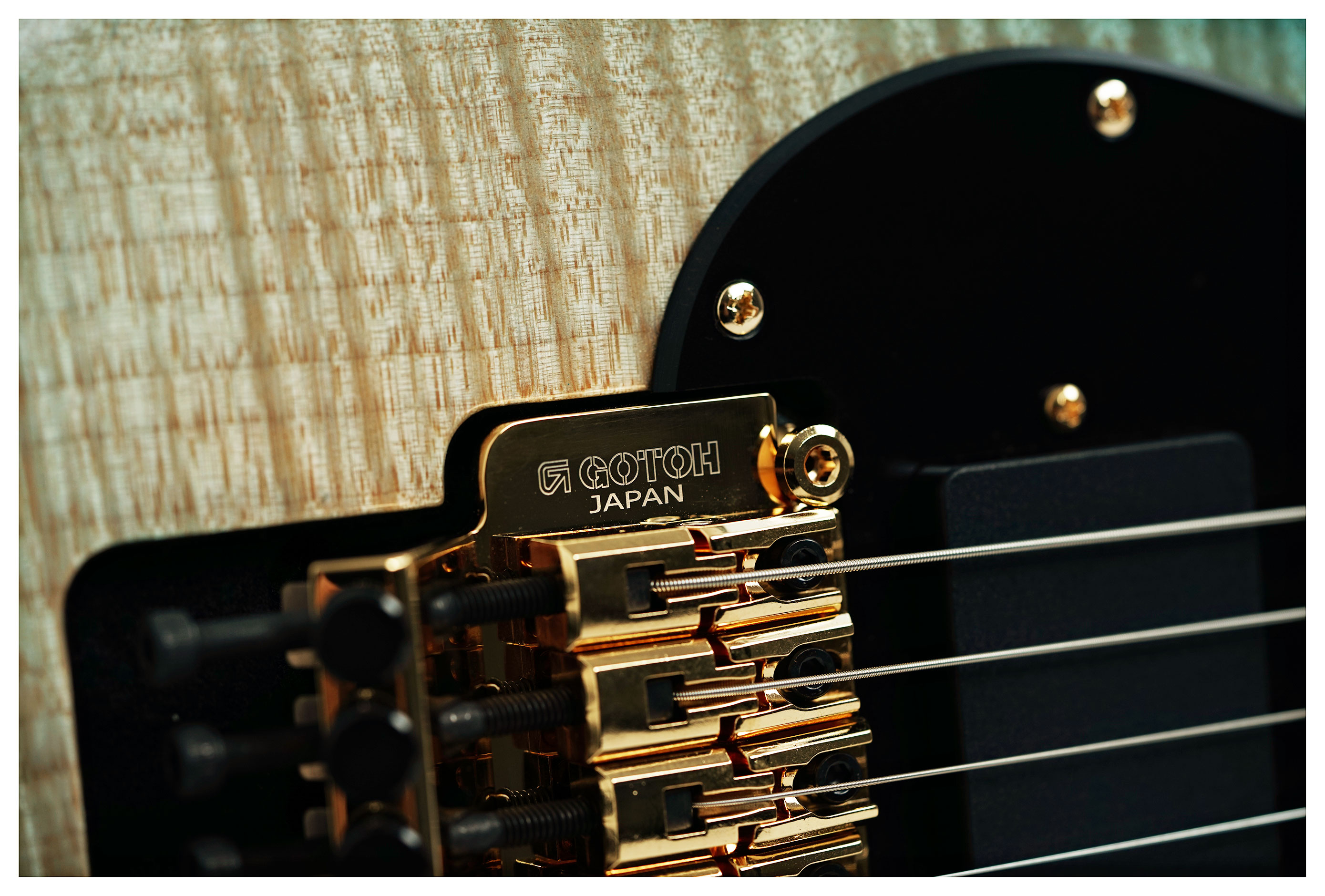 Suhr Classic S Studio Limited Edition Blue Burst #94081