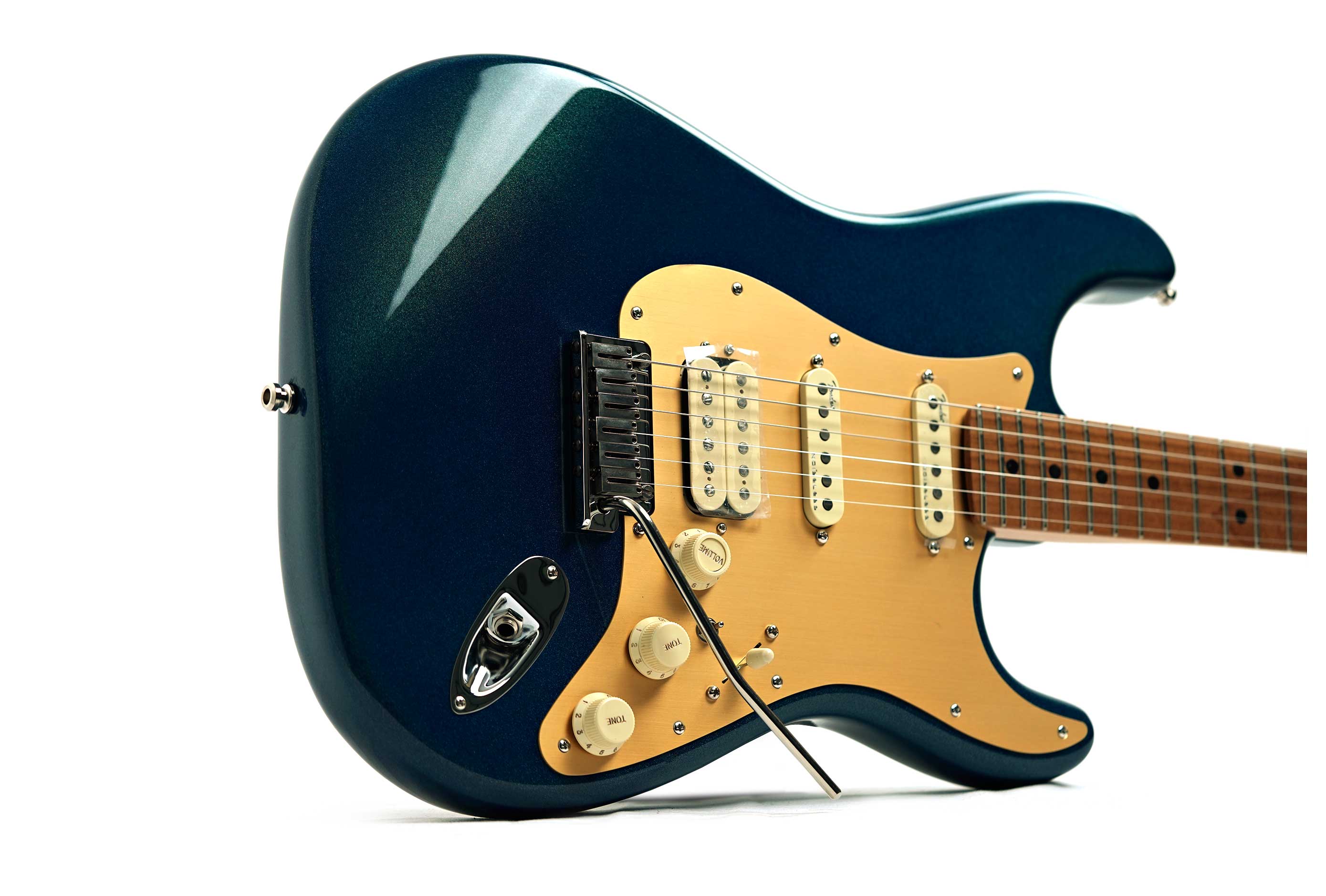 Fender Limited Edition American Ultra II Stratocaster HSS Roasted Maple Fingerboard Aurora #US26002779
