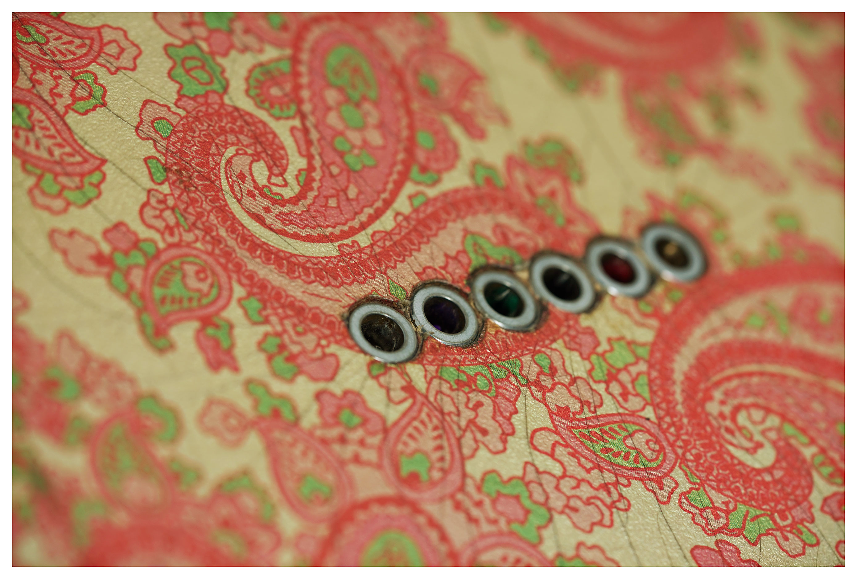 Atkin 52-T Pink Paisley Medium Relic #269