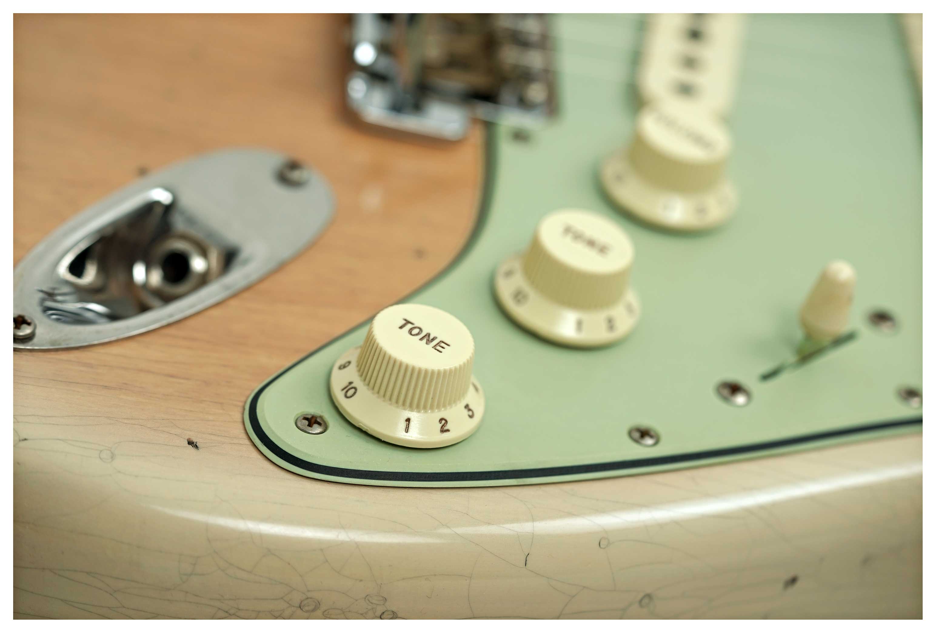 Fender Custom Shop 1960 Stratocaster Journeyman Relic Aged Natural Blonde Rosewood Fingerboard #CZ552263