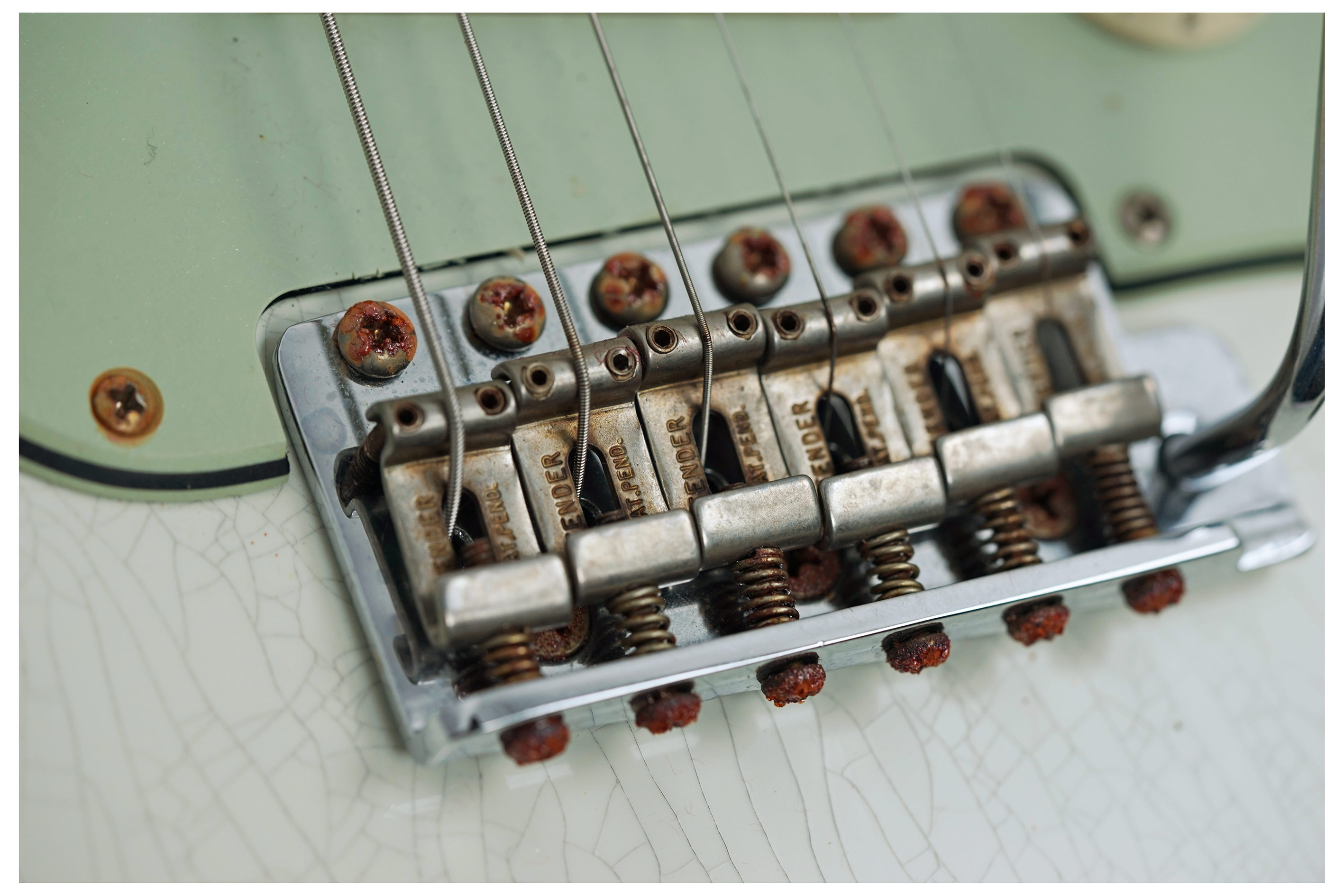 Fender Custom Shop 1960 Stratocaster Journeyman Relic Aged Olympic White Rosewood Fingerboard #CZ590958