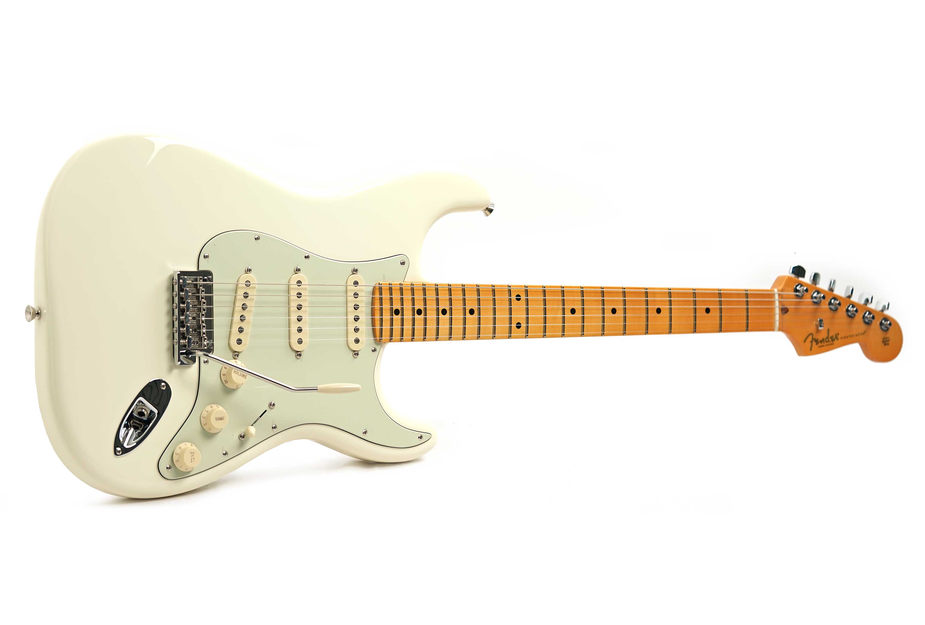 Fender American Professional Stratocaster Olympic White Maple Fingerboard (2026) #US26049098