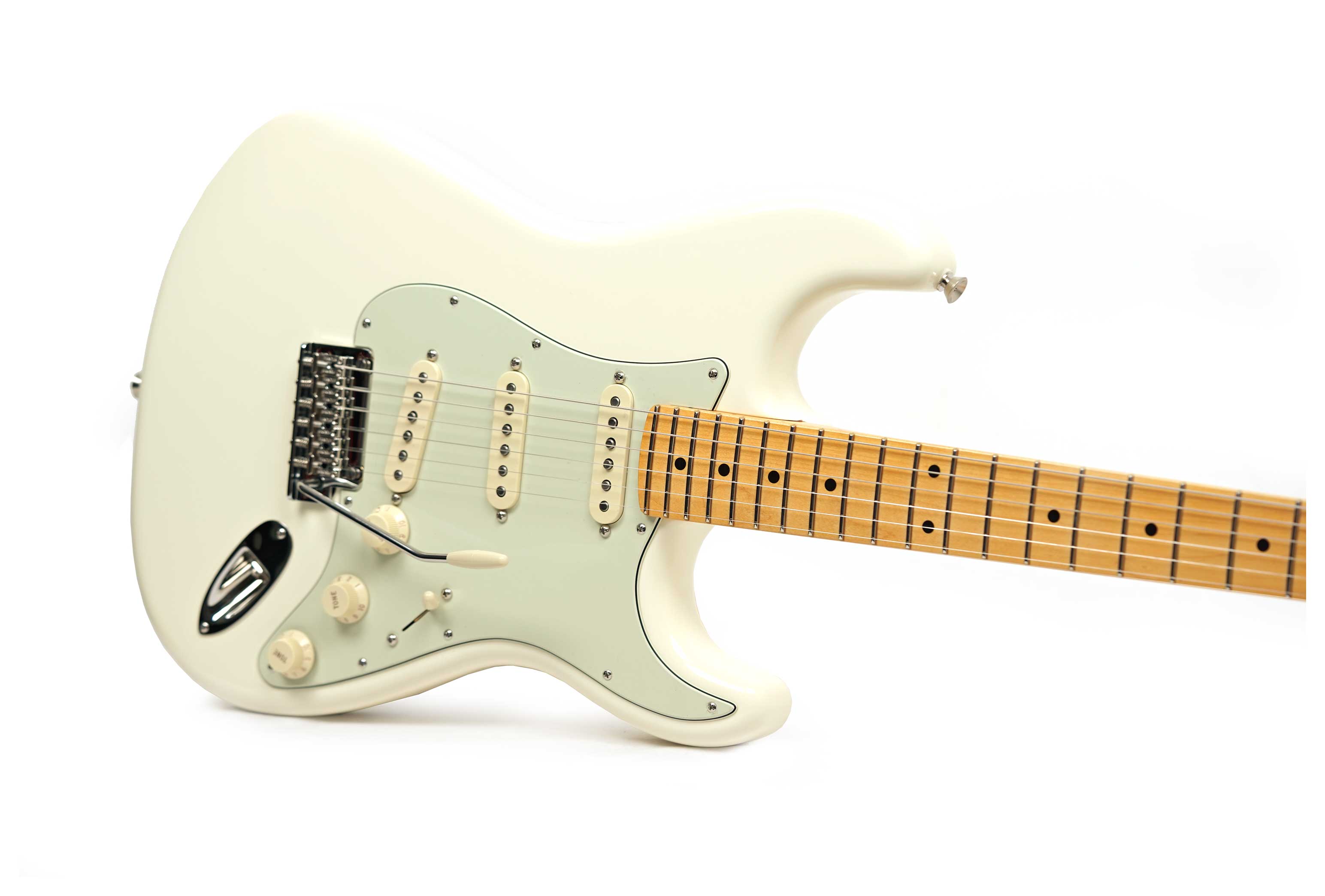 Fender American Professional Stratocaster Olympic White Maple Fingerboard (2026) #US26050817