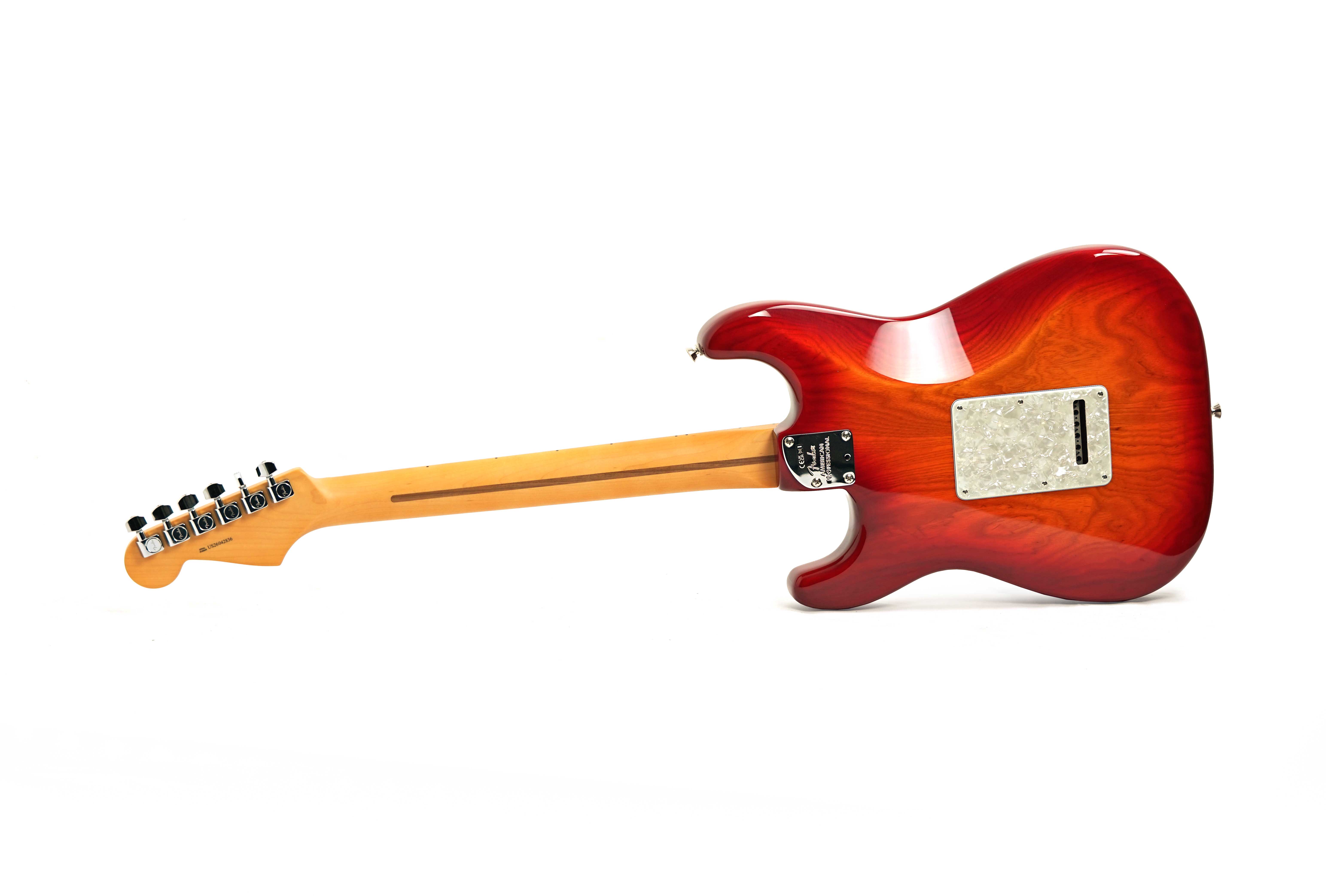 Fender American Professional Stratocaster Aged Cherry Burst Maple Fingerboard (2026) #US26042836