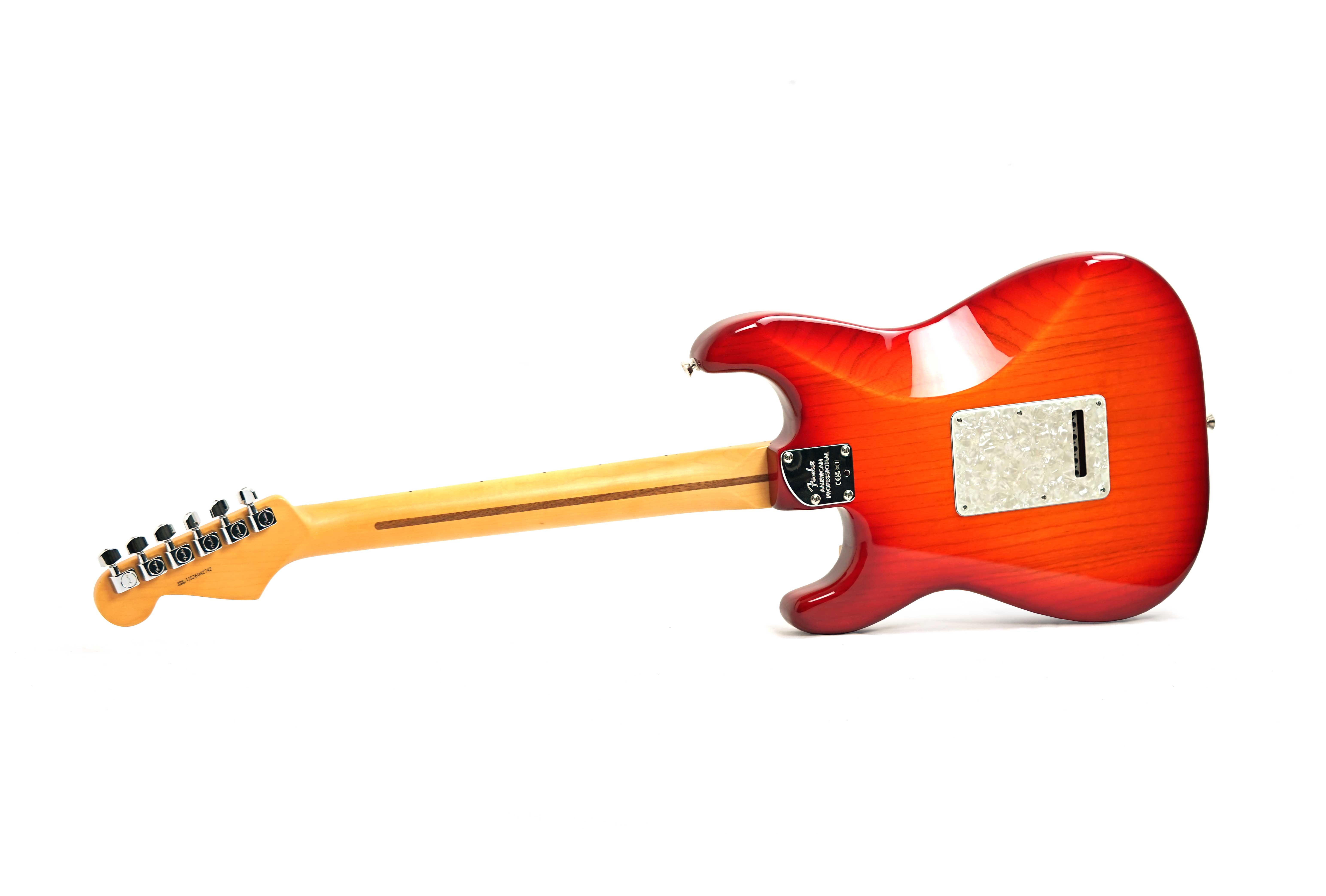Fender American Professional Stratocaster Aged Cherry Burst Maple Fingerboard (2026) #US26042742
