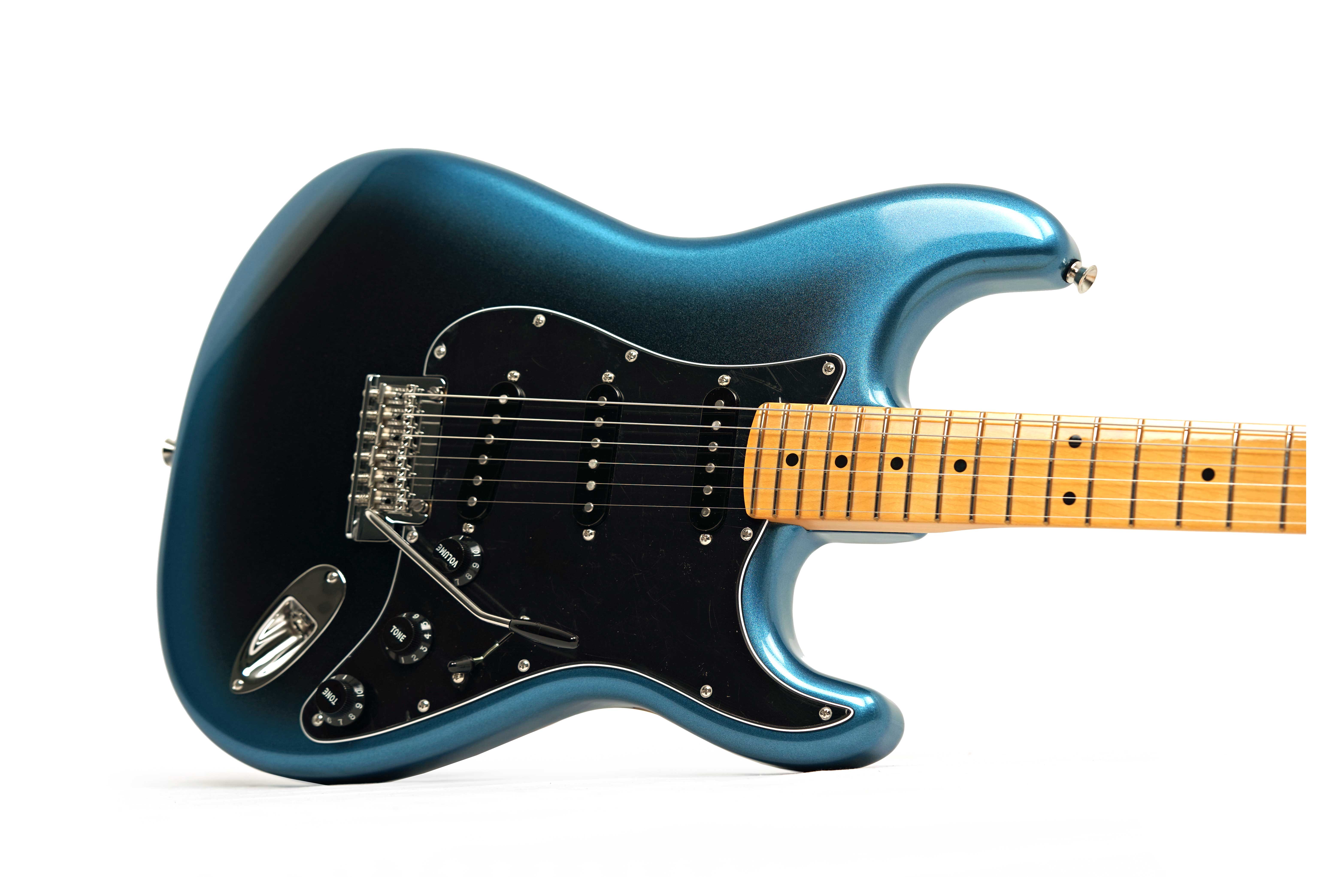 Fender American Professional Stratocaster Dark Night Maple Fingerboard (2026) #US26045139
