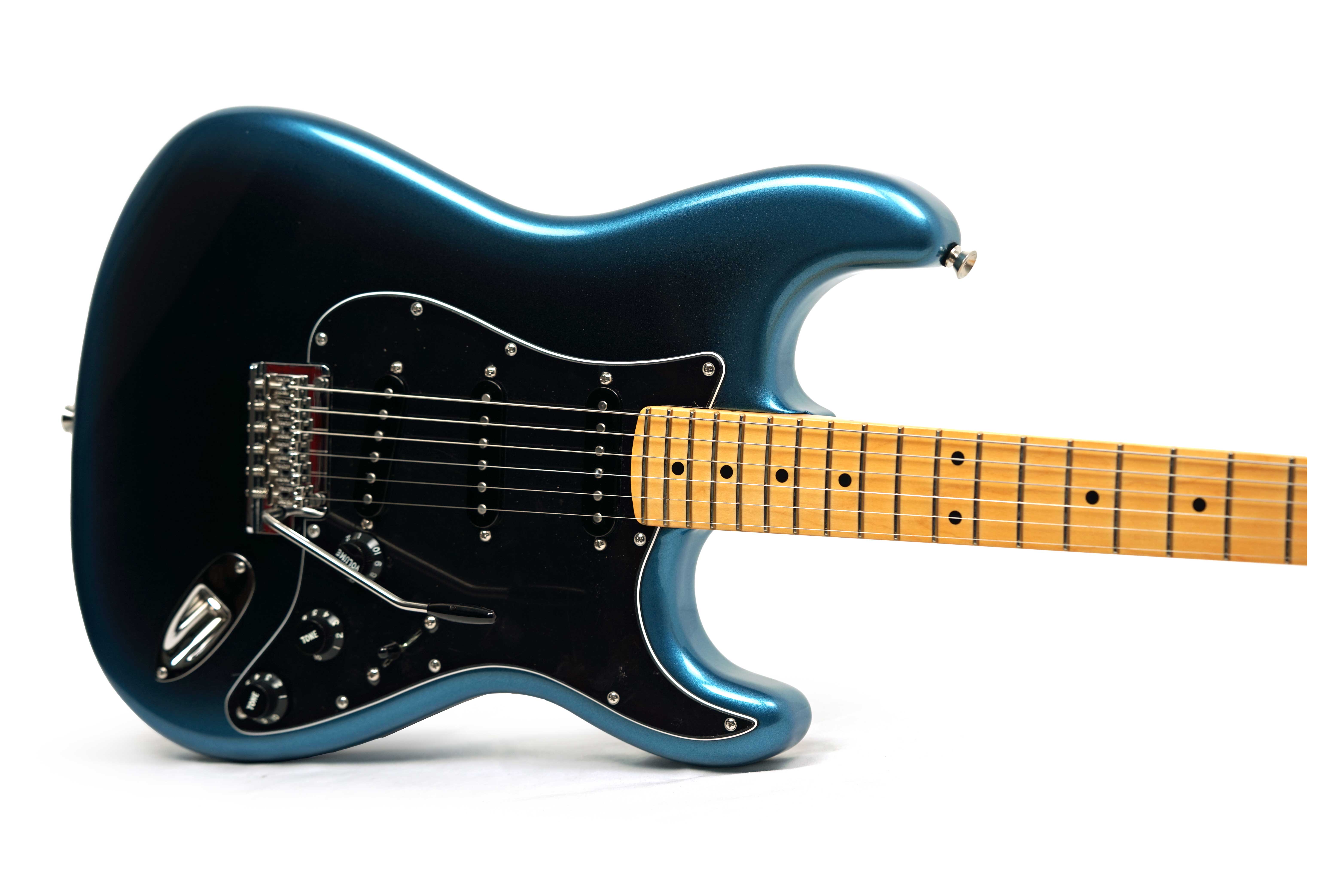 Fender American Professional Stratocaster Dark Night Maple Fingerboard (2026) #US26042978