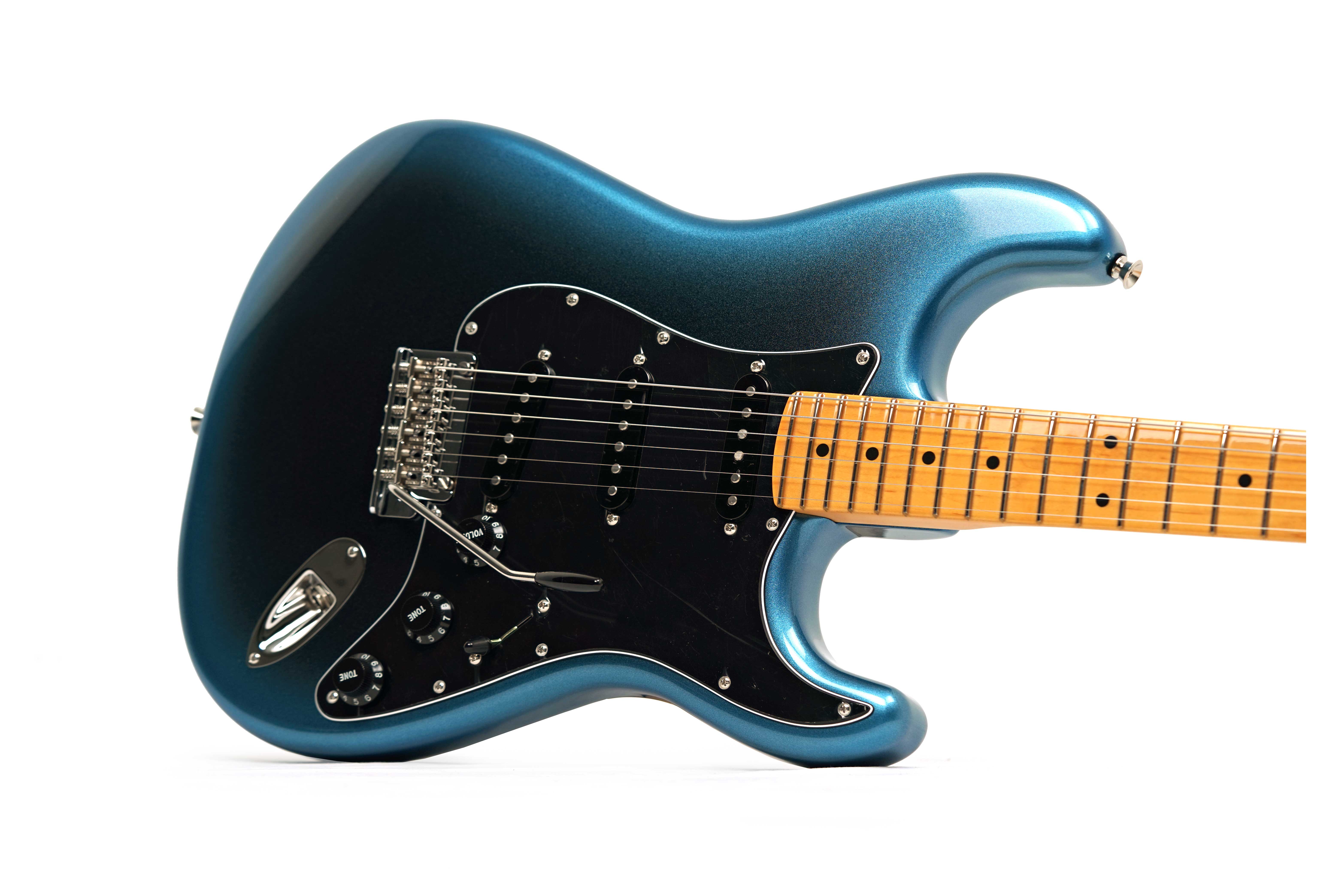 Fender American Professional Stratocaster Dark Night Maple Fingerboard (2026) #US26042523