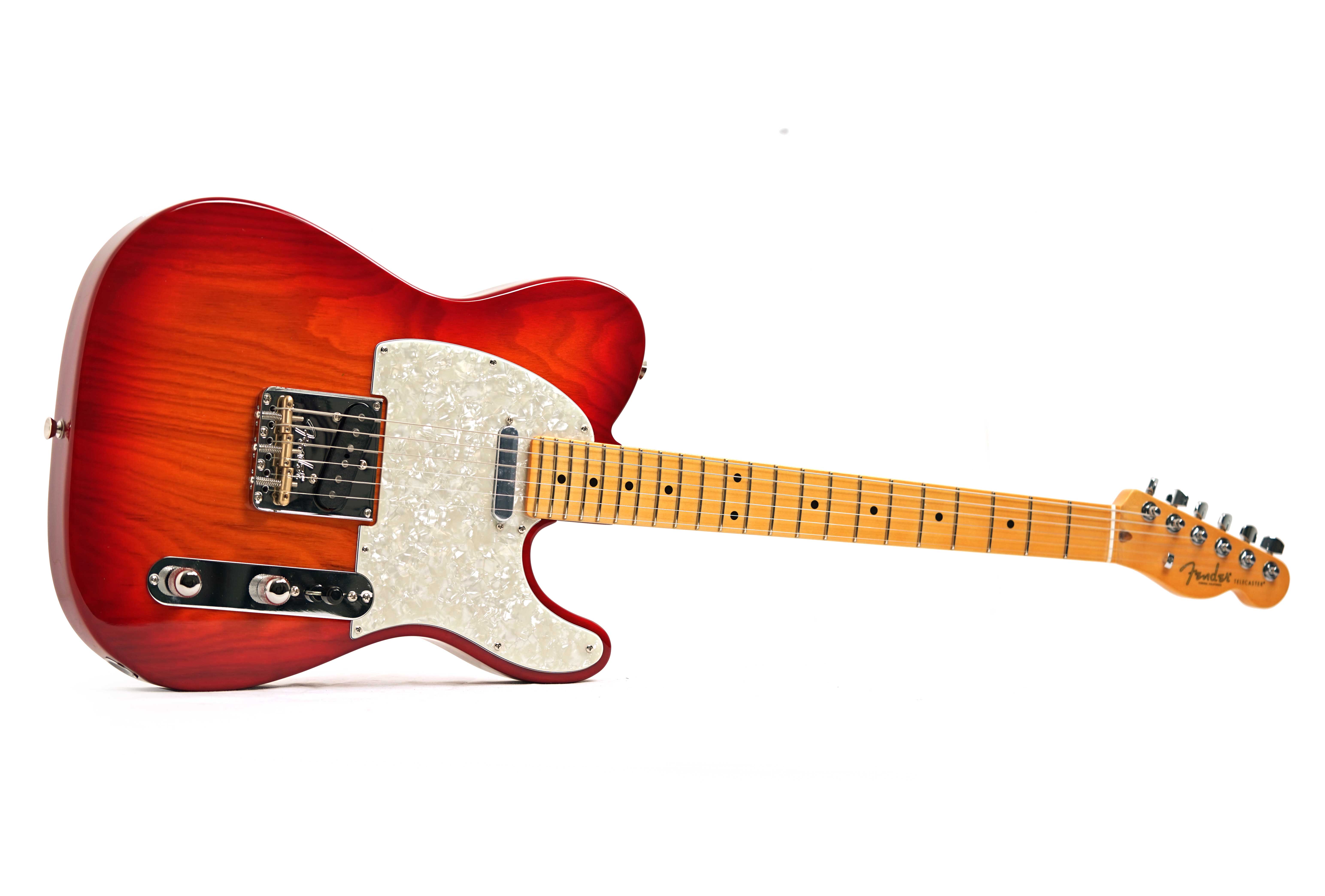 Fender American Professional Telecaster Maple Fingerboard Aged Cherry Burst (2026) #US26048456