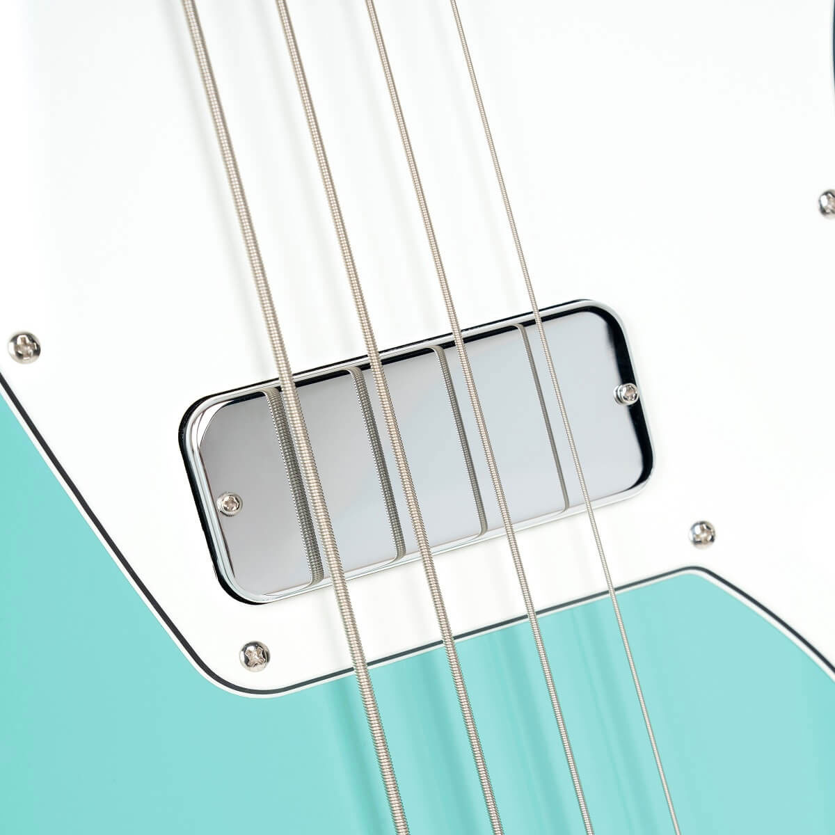 Cort Retro 304 Short Scale Bass Seafoam Green