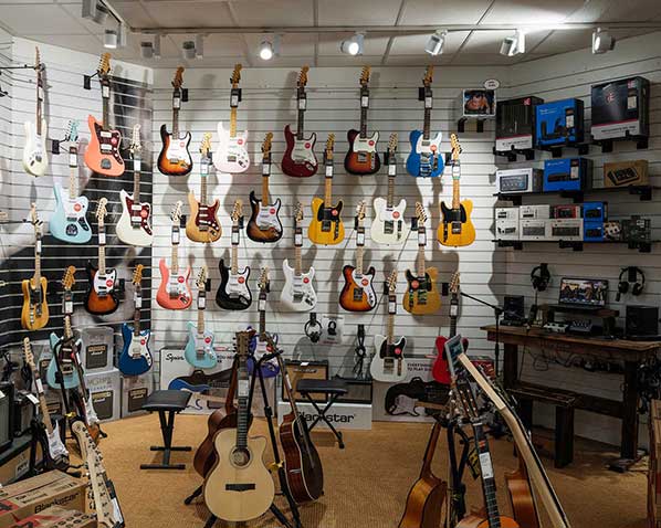 guitarguitar Birmingham