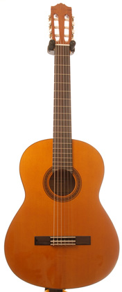 Yamaha CG111S