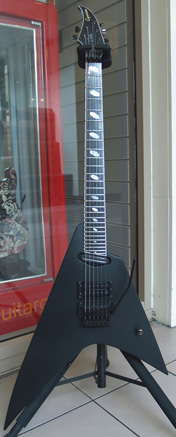 Caparison Orbit Pro Black