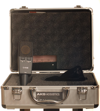 AKG C414B
