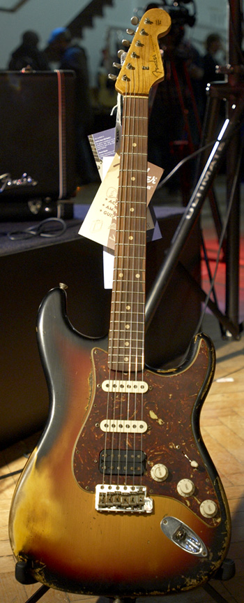 Fender Custom Shop 60s Ultra Relic HSS Strat 3-tone Sunburst