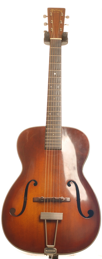 Martin R18 F Hole Solid Carved Top 1938 S/H