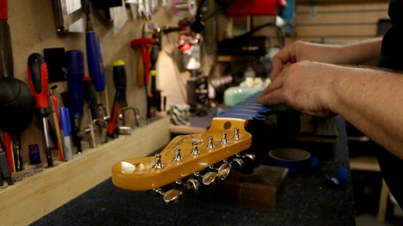 In-Store Luthier