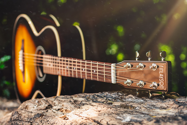 A Closer Look: Finlayson Guitars | guitarguitar