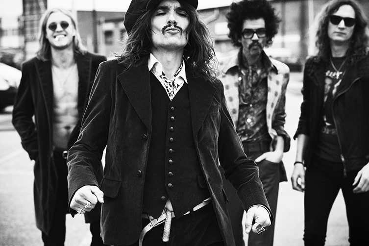 The guitarguitar Interview: The Darkness