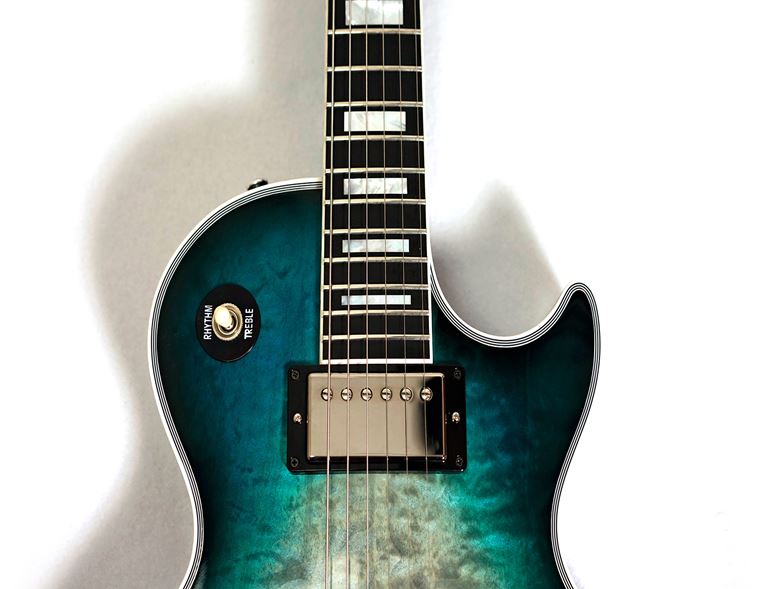 A Closer Look Gibson Custom Shop HandPicked Quilt Top Les Paul