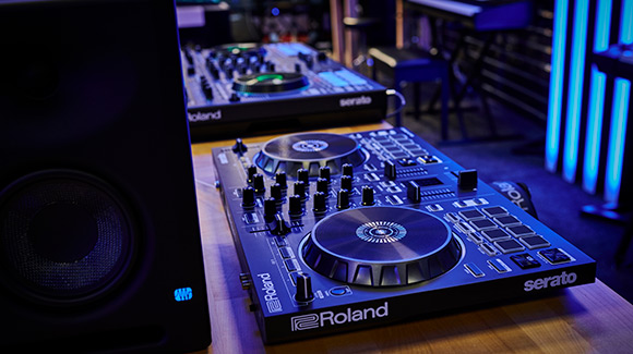 Roland DJ equipment