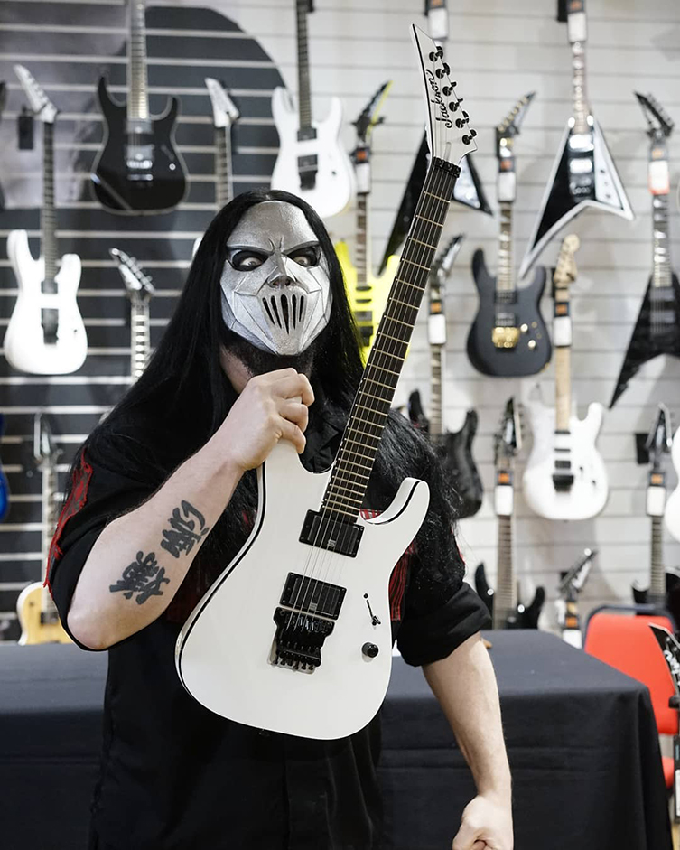 mick thomson custom guitar