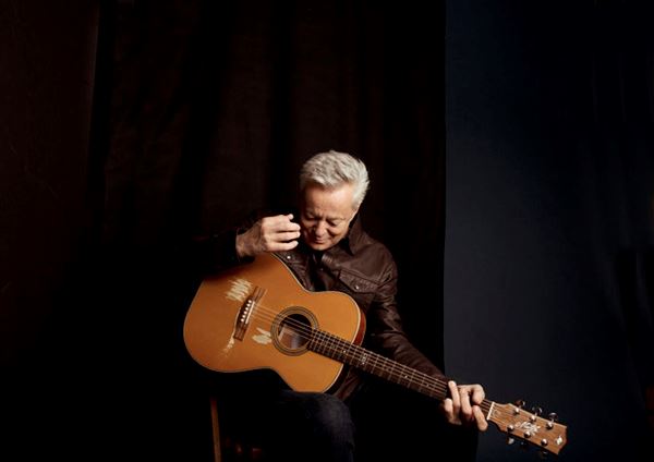 Tommy Emmanuel EXCLUSIVE Video Interview 2023: with Songs, Tips and Wisdom!