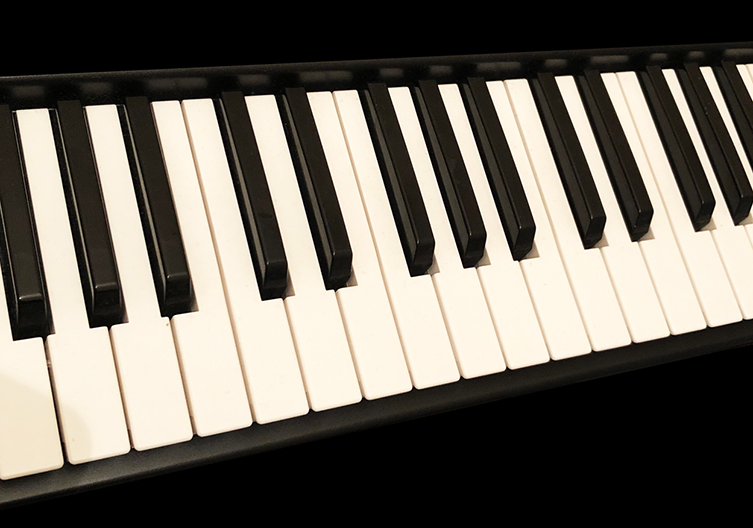 Best small deals piano for beginners