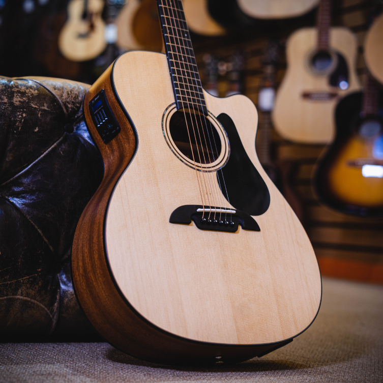 Best guitar deals in budget