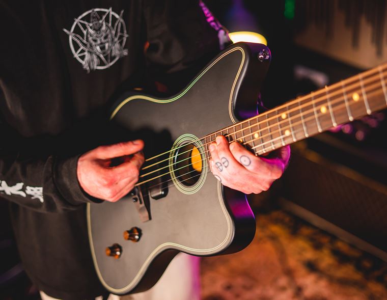 Fender Acoustasonic Standard: BRAND NEW Hybrid Guitars!