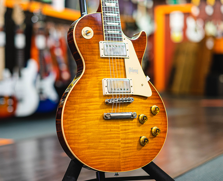 Different types deals of les pauls