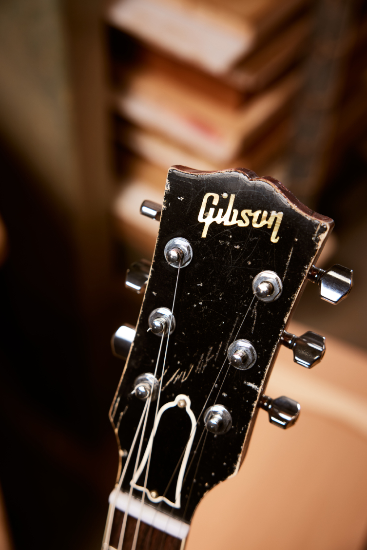WORLD EXCLUSIVE: Gibson Custom Shop Kirk Hammett GREENY Les Paul