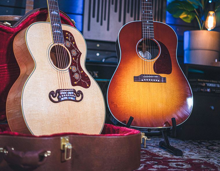 Gibson Acoustics: Hummingbird vs J45 vs SJ200