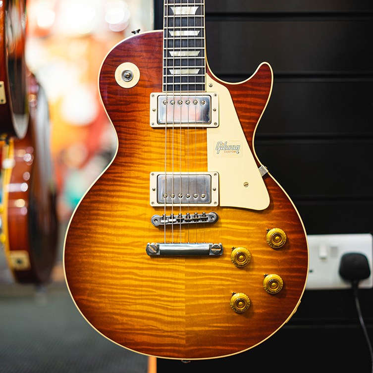 Gibson electric store guitars