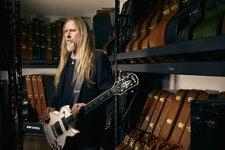 Jerry cantrell outlet equipment