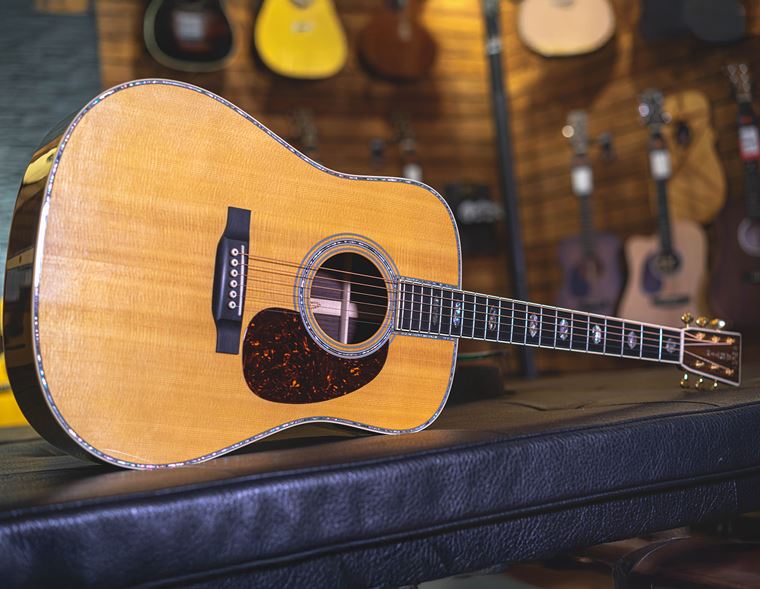 10 AMAZING Songs Played on MARTIN Guitars