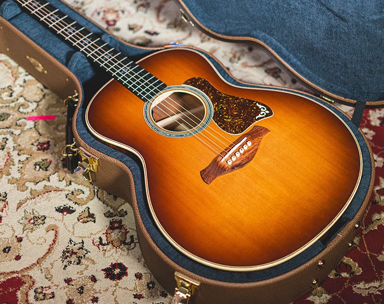 Modern Vintage Acoustic Guitars