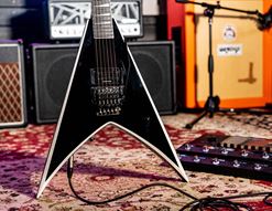 10 Most Influential Guitarists and Guitars of Nü Metal