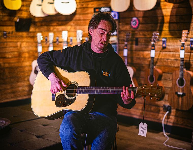Guitar Picking Styles Explained