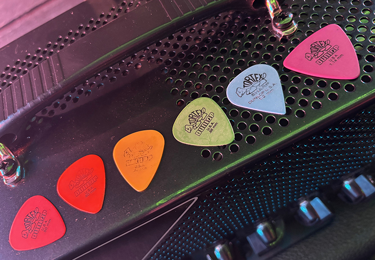 10-Pack Black Guitar Picks - 1.5mm Thick Matte Celluloid Plectrums For Acoustic/Electric