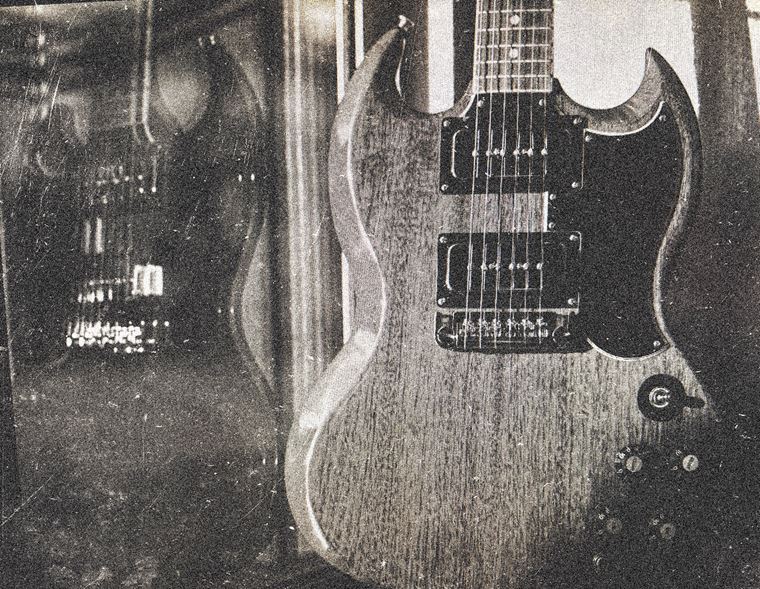 The 11 Greatest BLACK SABBATH Riffs EVER!