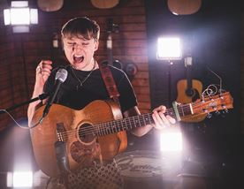 Gifts For Singers: Essential Equipment!